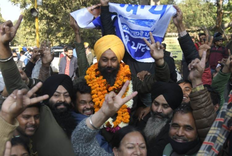 Aam Aadmi Party won 14 seats in Chandigarh Municipal elections