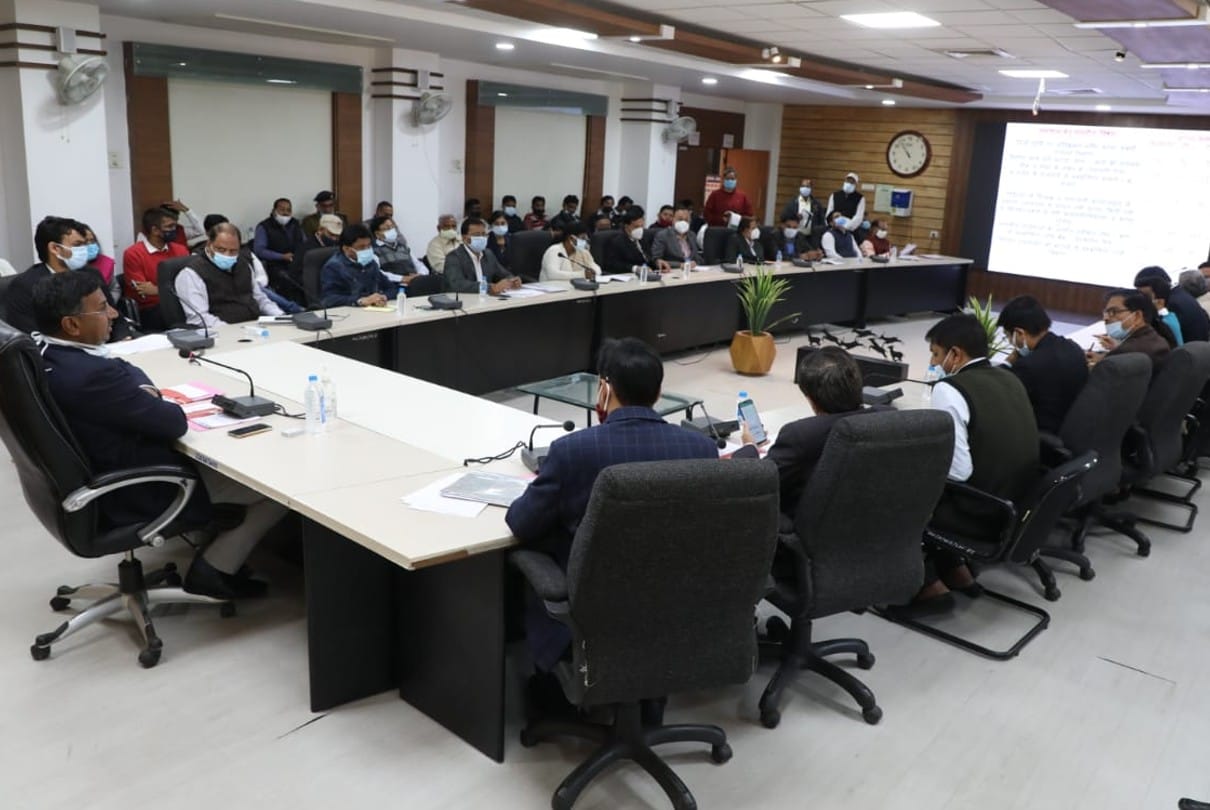Indore: Industries polluting rivers and streams will be sealed, campaigns will be run to make Kanh river pollution free