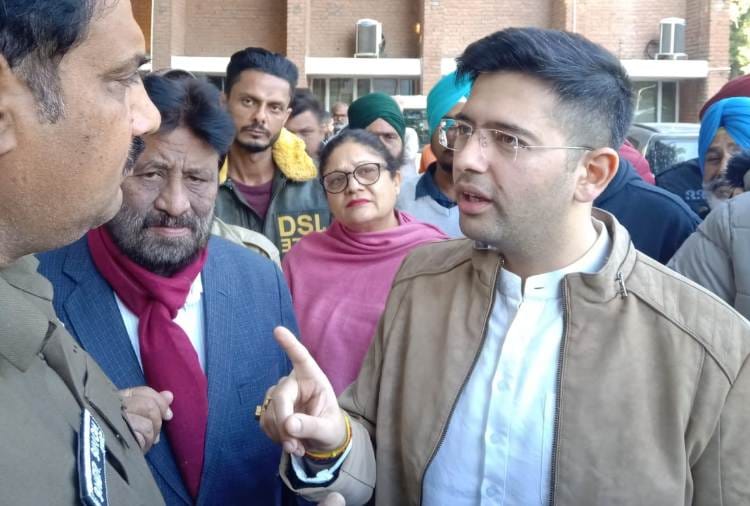 AAP ruckus over recounting of ward number four in Chandigarh Municipal election