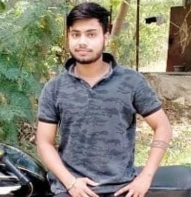 IT worker gave his life by hanging in the separation of wife