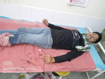 police Encounter in Jaunpur bullet proof jacket saved life of daroga  two miscreants injured