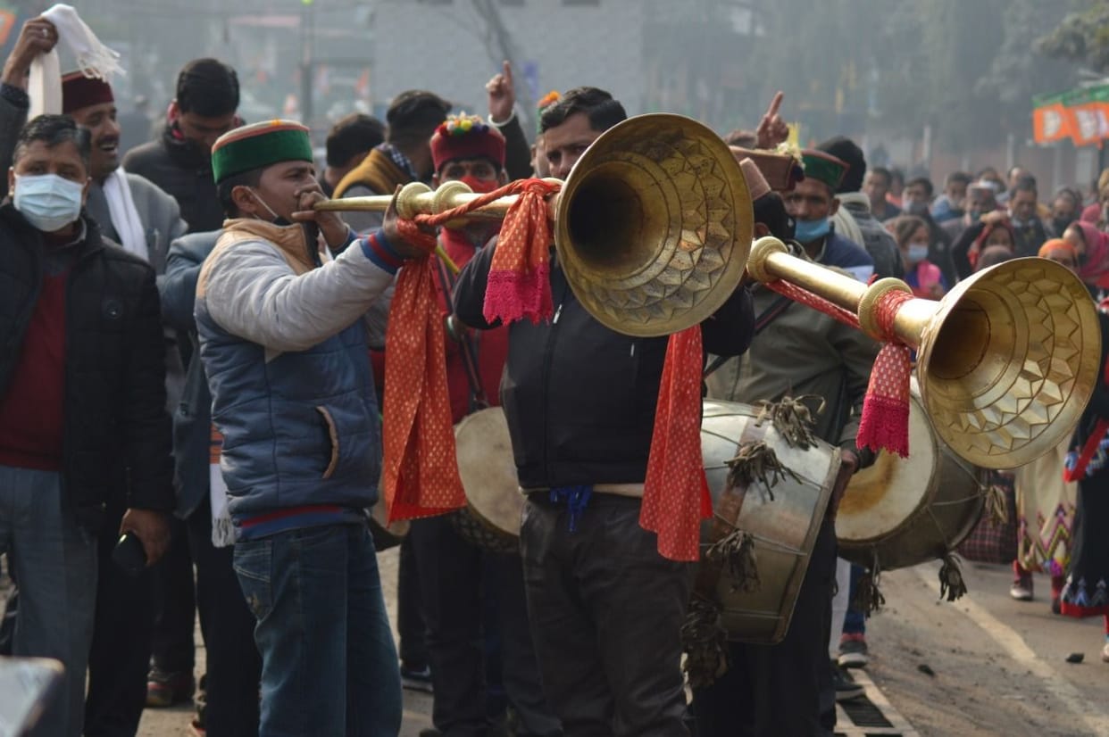 mandi news, himachal news, dev kamrunag, yaad karoon tijo sanjha bhyaga, pm jansabha