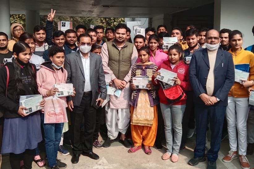 36 meritorious got tablets, given incentive amount