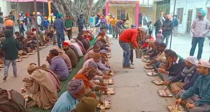 History of Sikhs Full of Sacrifice, Renunciation and Compassion