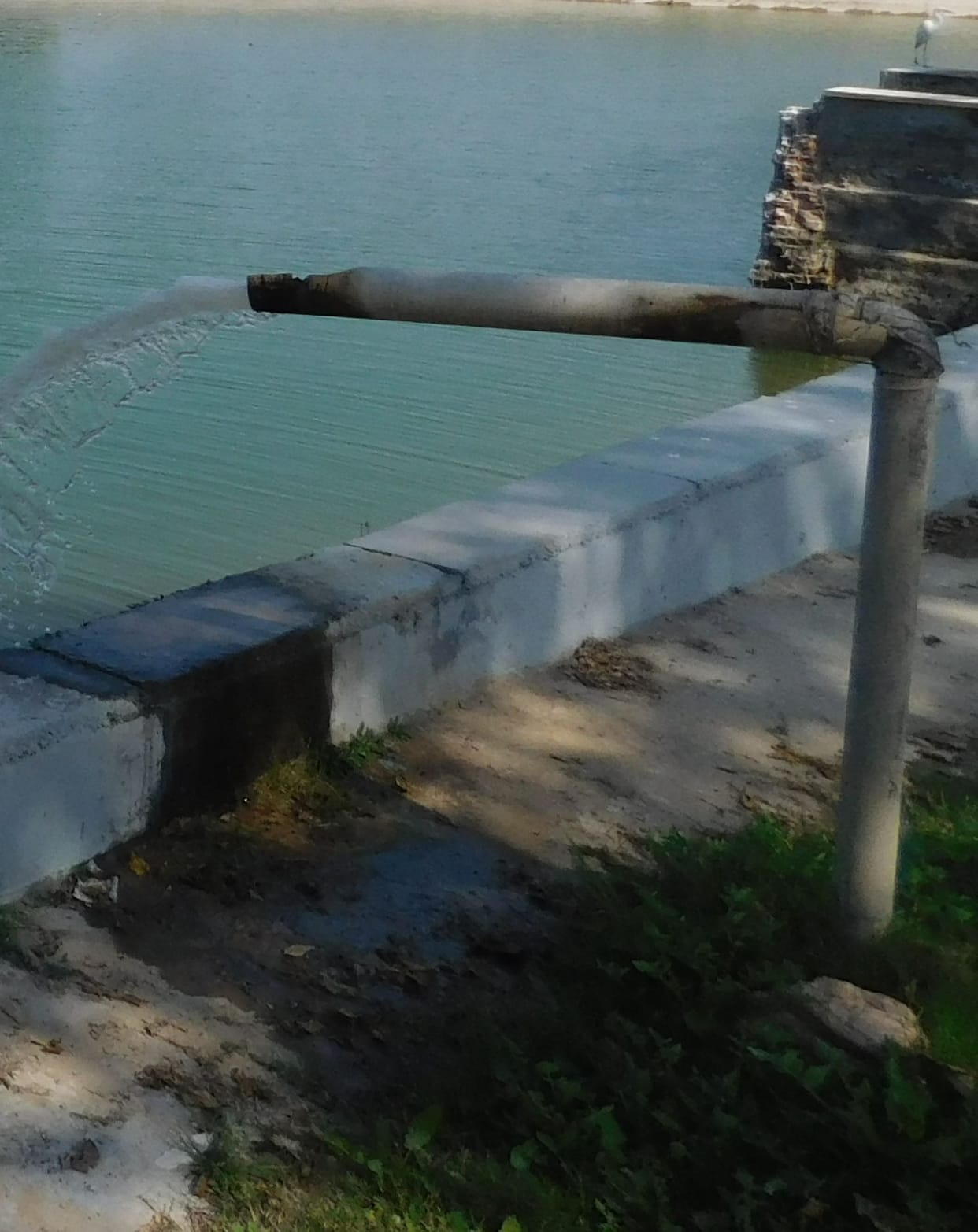 There is no option of canal water in 15 water works, one lakh people are facing problems