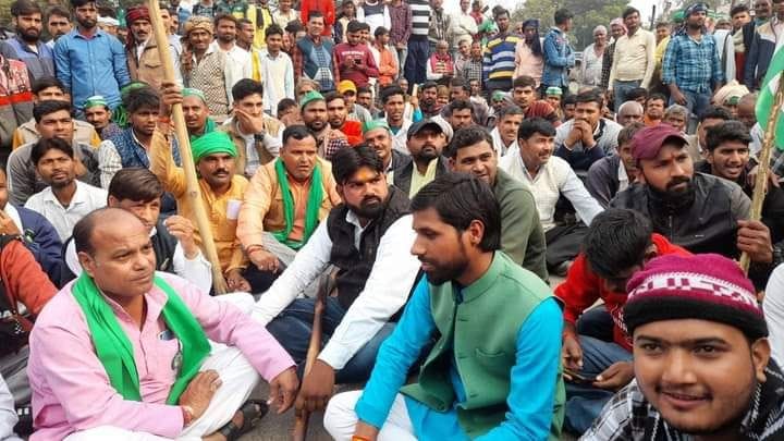 Kisan Union jammed in protest against underpass