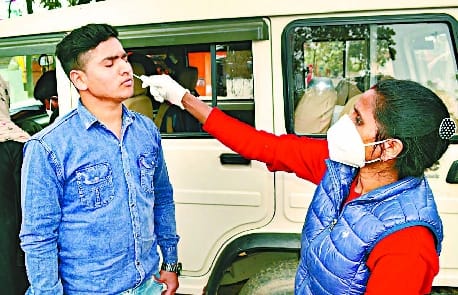 Information of 43 people getting corona infected instead of one goes viral
