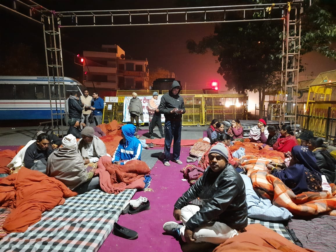 Guest teachers pitched tents on the highway, said - will stand till written assurance, Yamunanagar