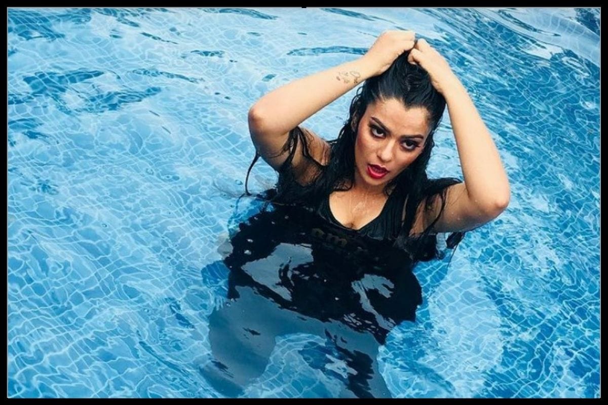 Bhojpuri: Monalisa Amrapali Dubey Rani Chatterjee Nidhi Jha Shraddha Sharma shared their bold look