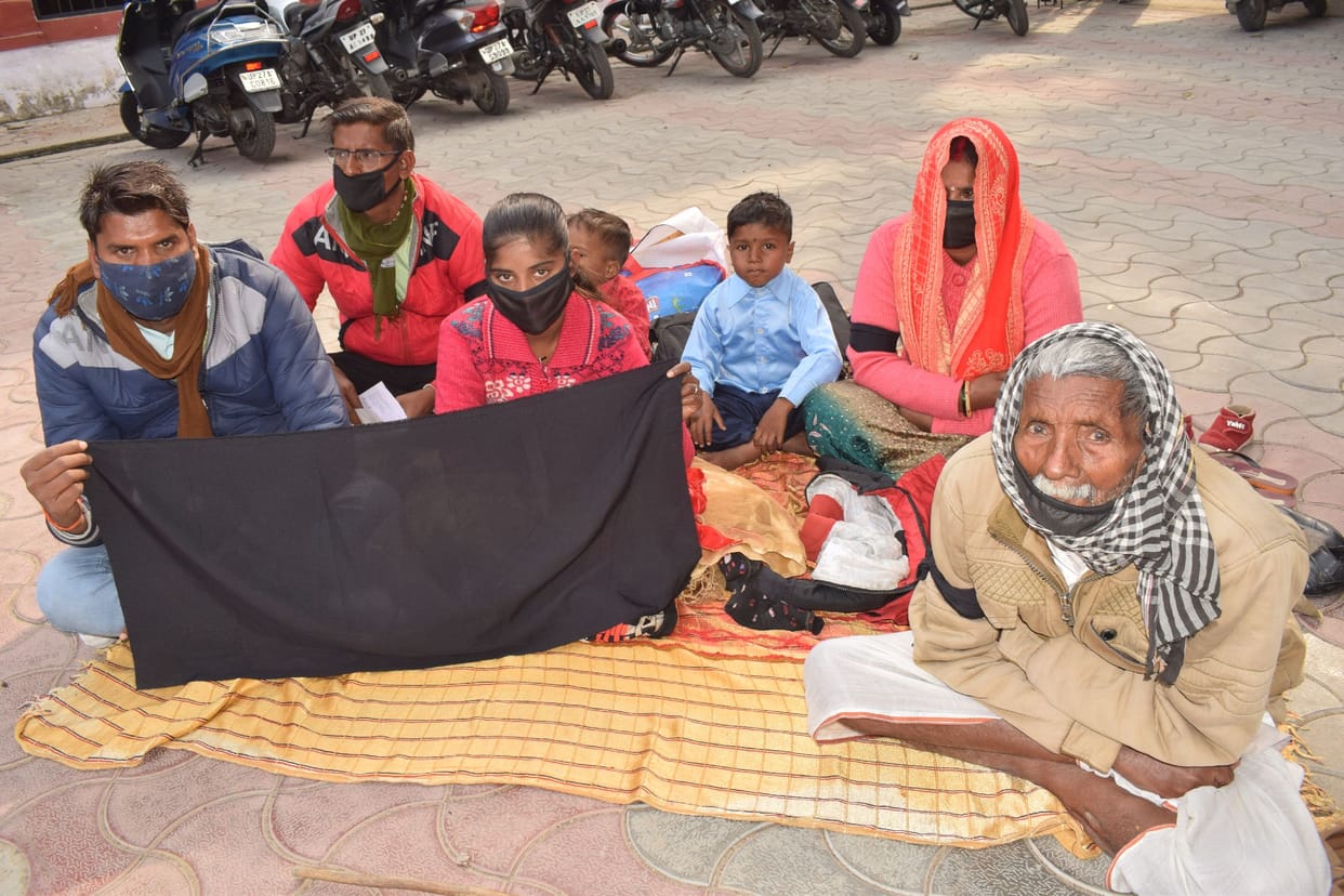 The family staged a protest against changing the RTPCR test