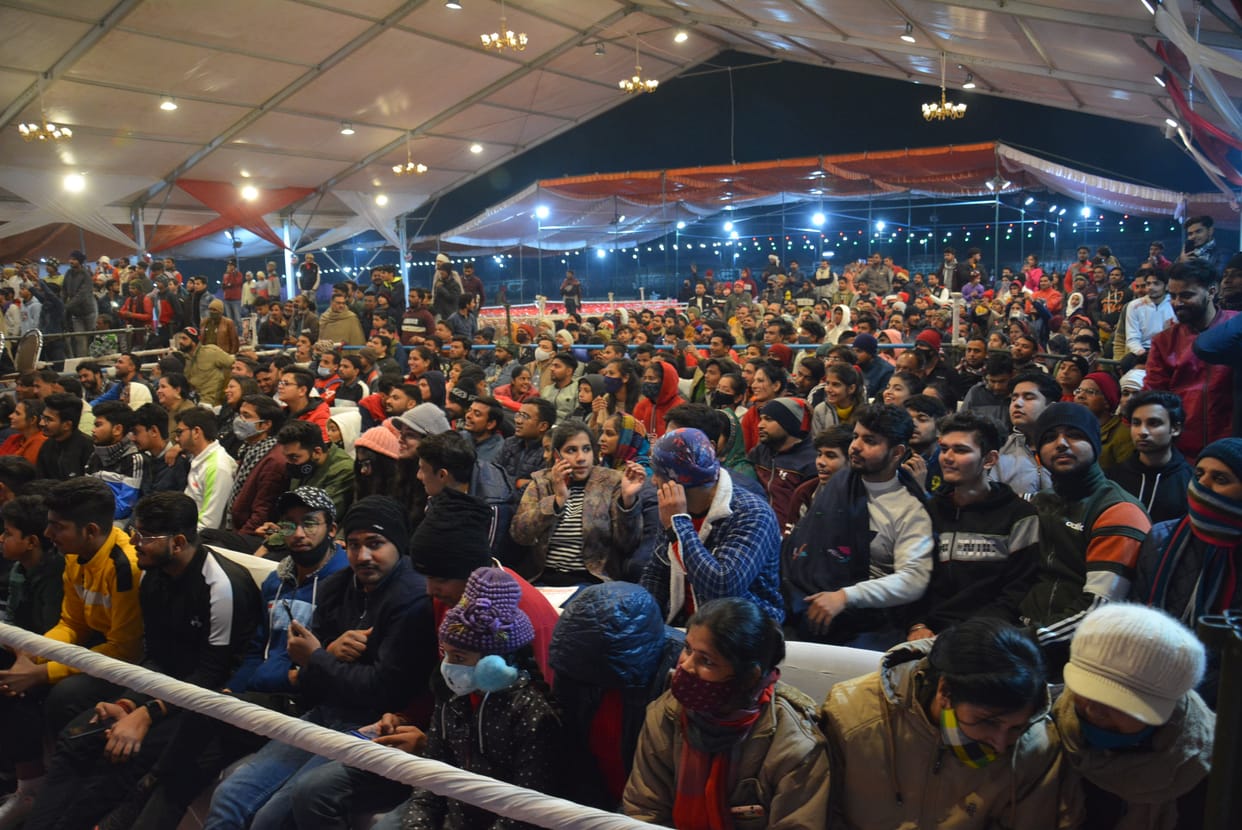 Sona sang Ambarsariya, so young people were shocked