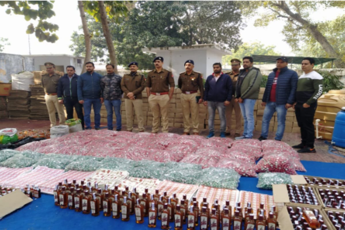 Muzaffarnagar: Big game of illicit liquor exposed before assembly elections, 12 arrested
