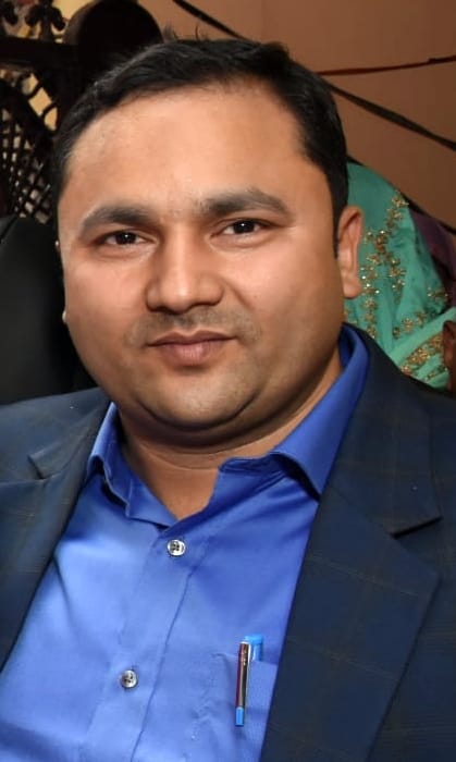 Case against three including SDM for abetting furniture trader to commit suicide