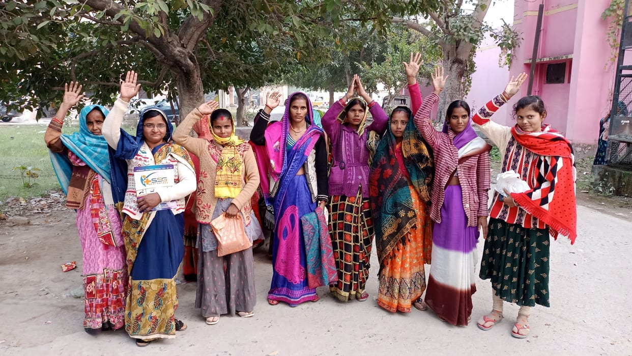 omen protested in Jhinjhak CHC for not having sterilization