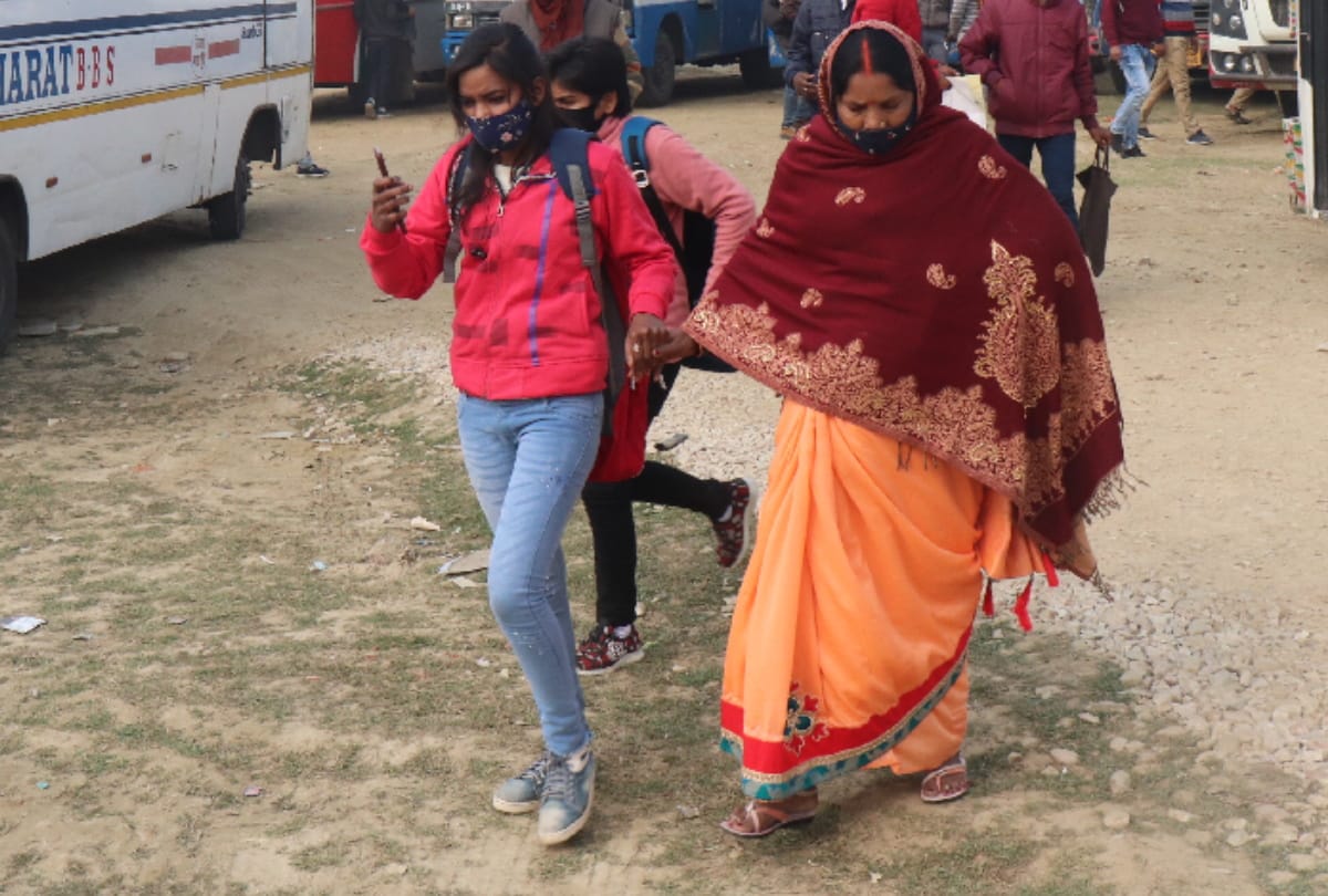 cold winds and heavy rain surge cold in gorakhpur