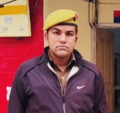 The soldier posted in Kalan police station died in a road accident