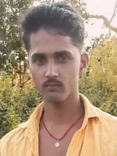 Traumatic death of young man due to overturning of high speed tractor