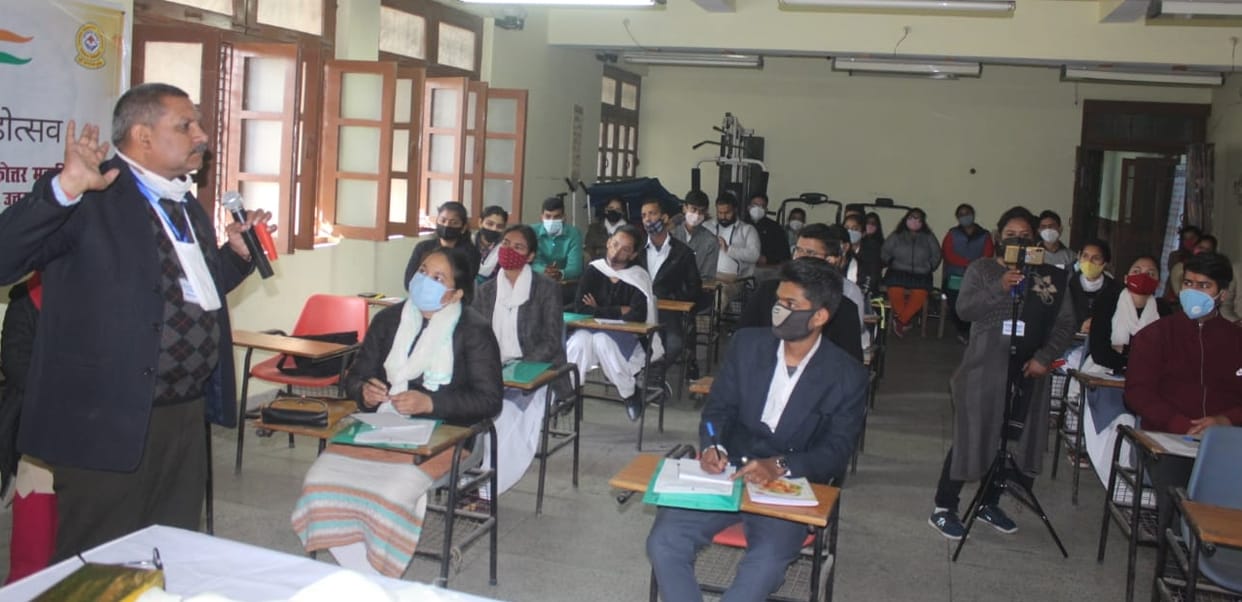 Science Workshop in PNGPG Collage Ramnagar