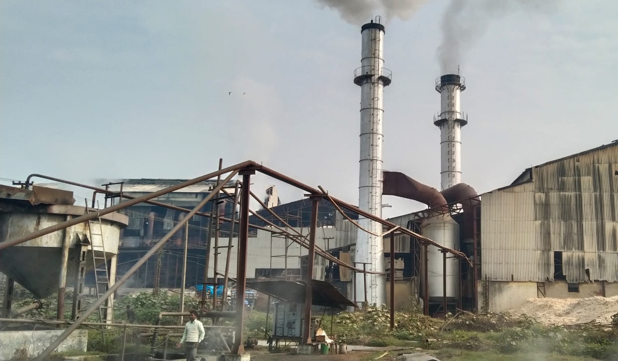 Flying ash from Tilhar sugar mill became trouble