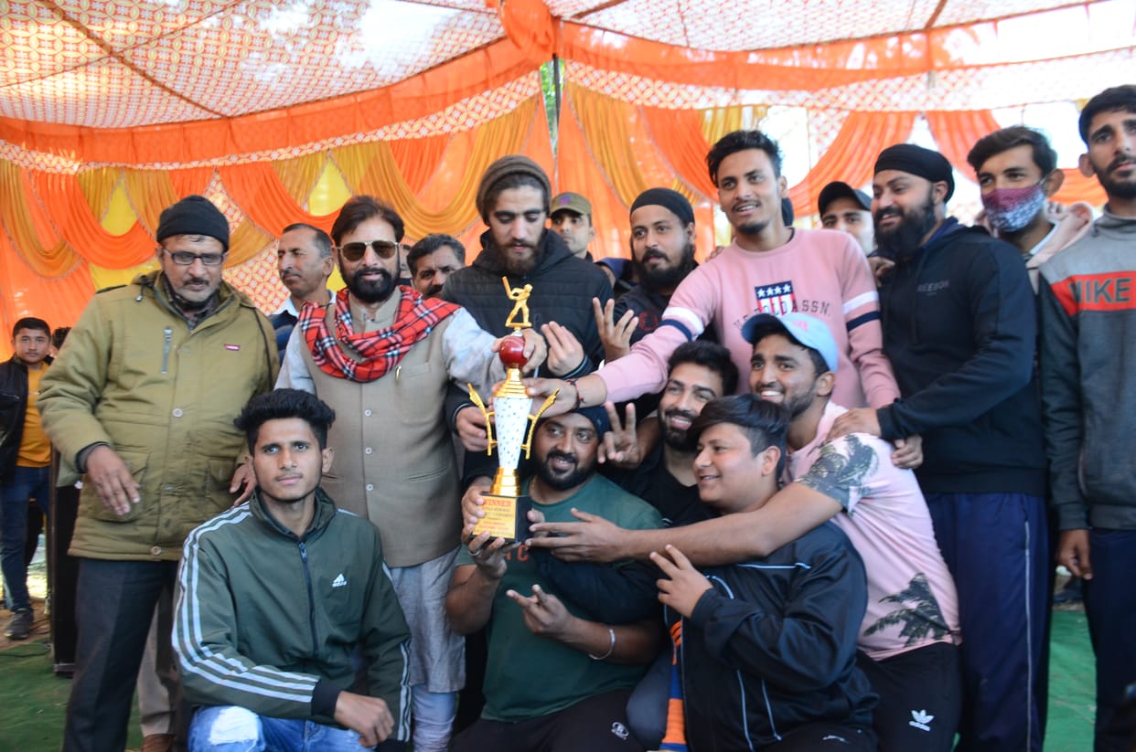 Surjit XI Kharot's team won the Queen's Memorial Cricket Competition