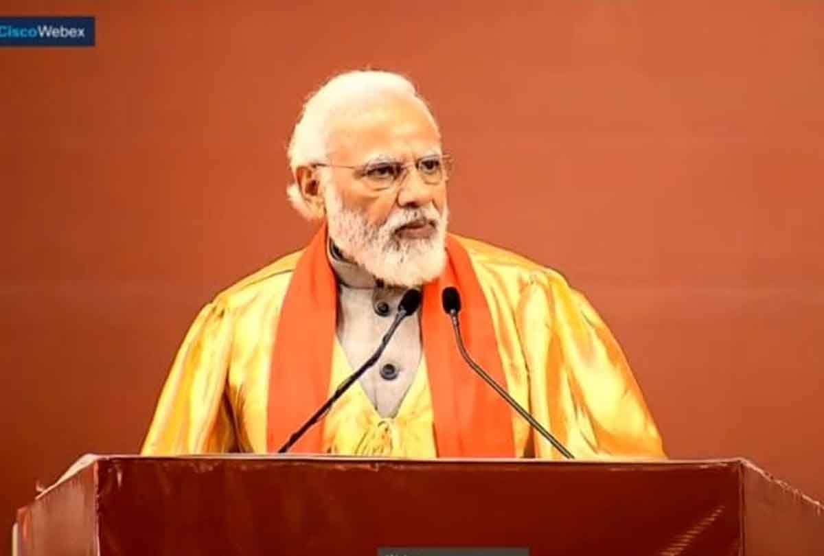 IIT's 54th Convocation: PM said the era of competition in life and technology