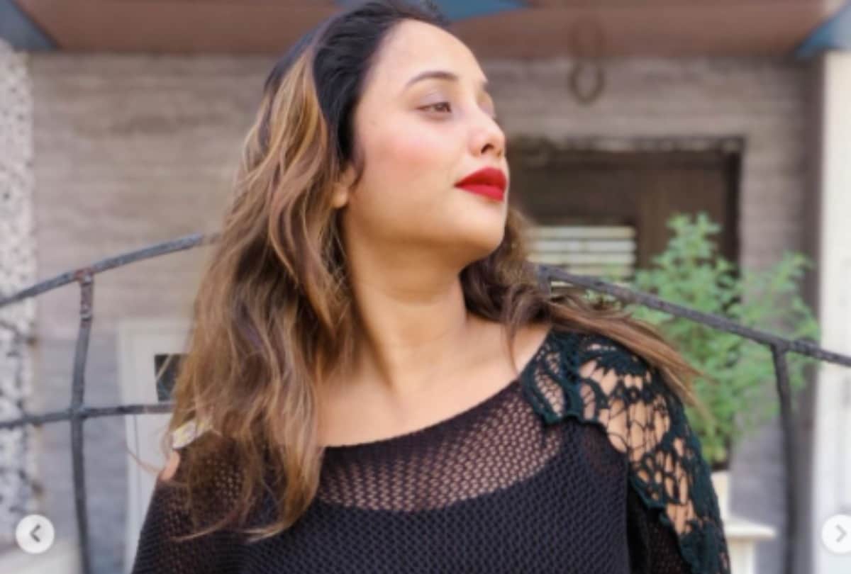 bhojpuri actress rani chatterjee looks beautiful in black transparent top fans go crazy for her