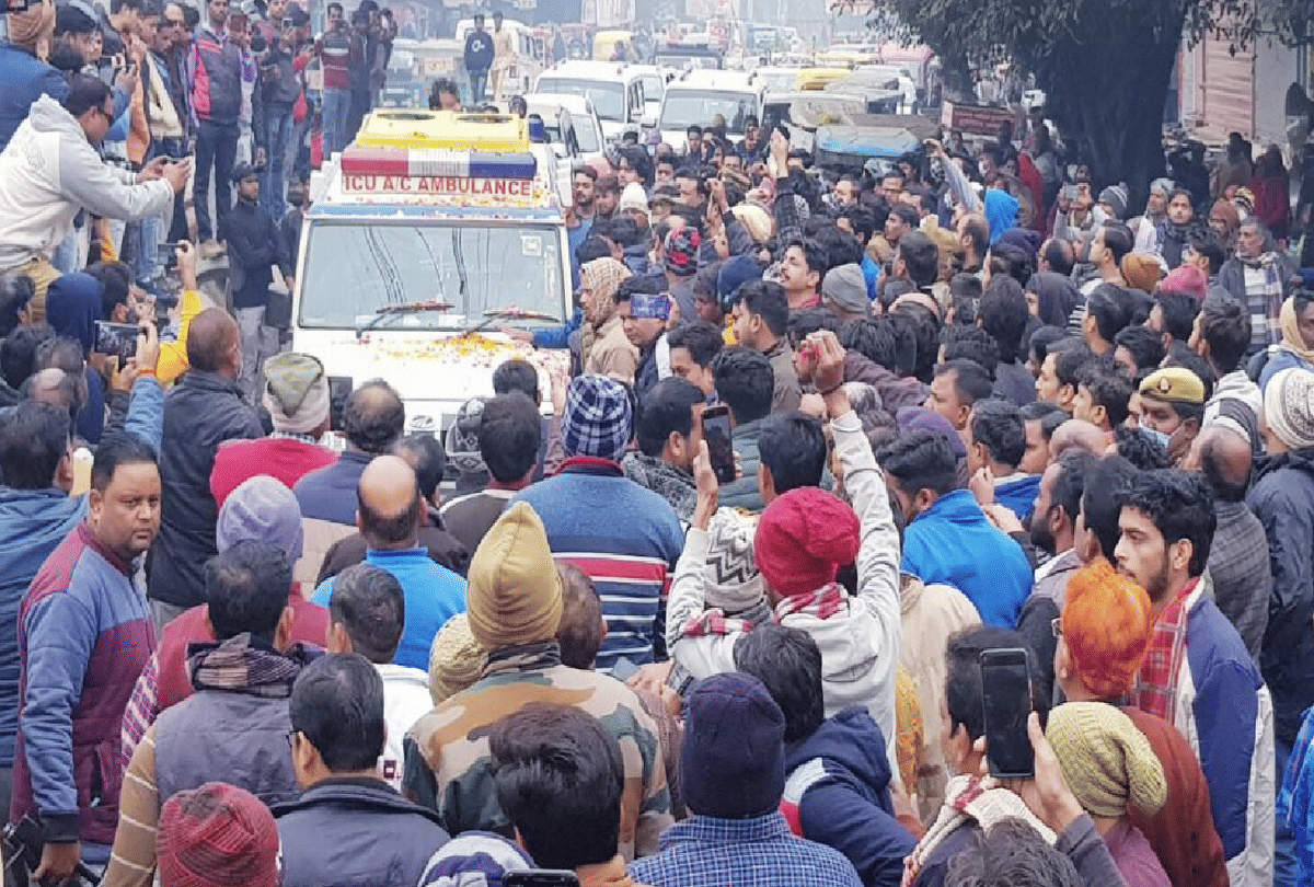 Etah traders demand for CBI investigation in Sandeep Gupta murder case