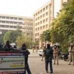 लुधियाना कोर्ट परिसर में तैनात सुरक्षाकर्मी।