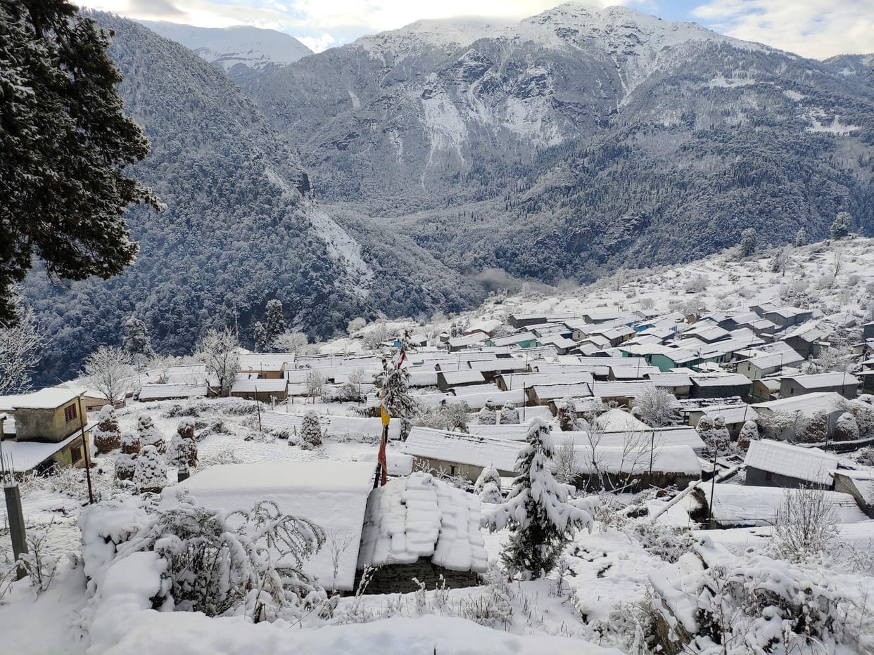 21 villages covered with snow in Chamoli district