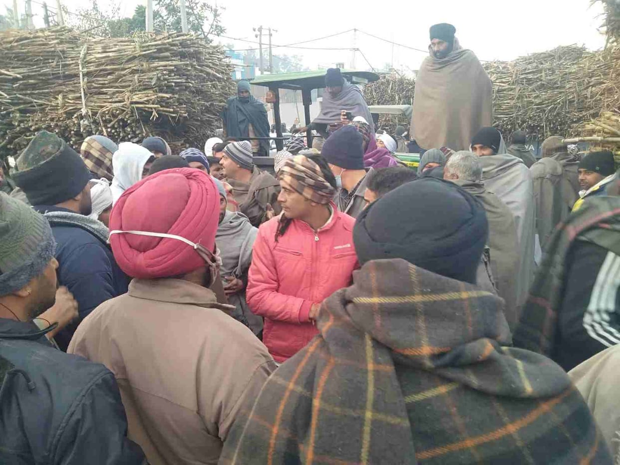Battery of three tractors stolen, farmers jammed, Yamunanagar