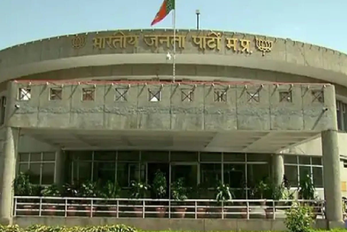 BJP Workshop: It is our responsibility to make healthy boy-girl competition campaign a mass movement: Rajnish Agarwal