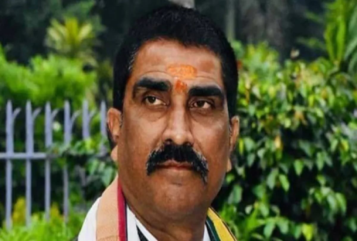 Bihar: Controversy is not stopping due to remarks on Brahmins, MLA Munna Tiwari said - Manjhi lost mental balance