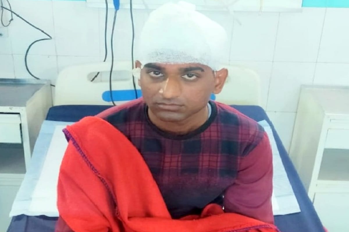 UP News: Crooks have attacked on police team in many time in one year at Bijnor district