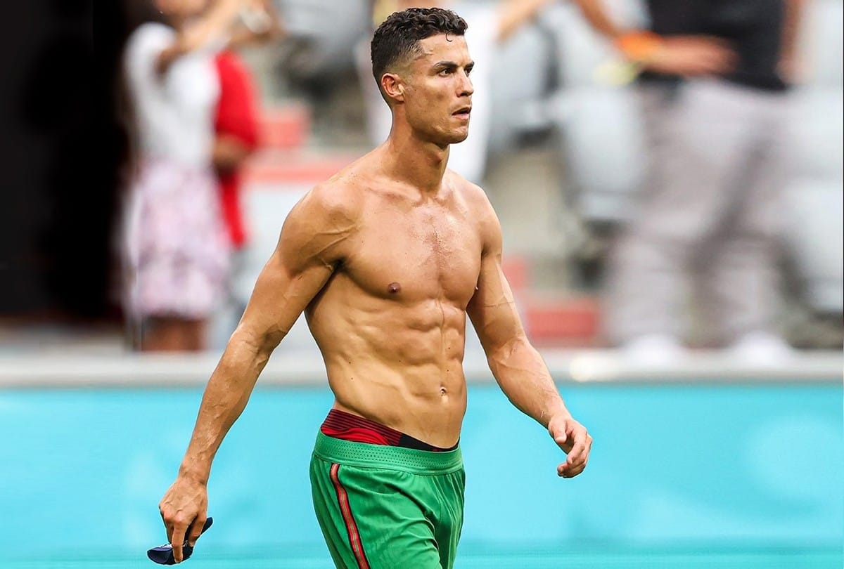 Cristiano Ronaldo Statue installed in Goa all you need to know about Ronaldo Statue