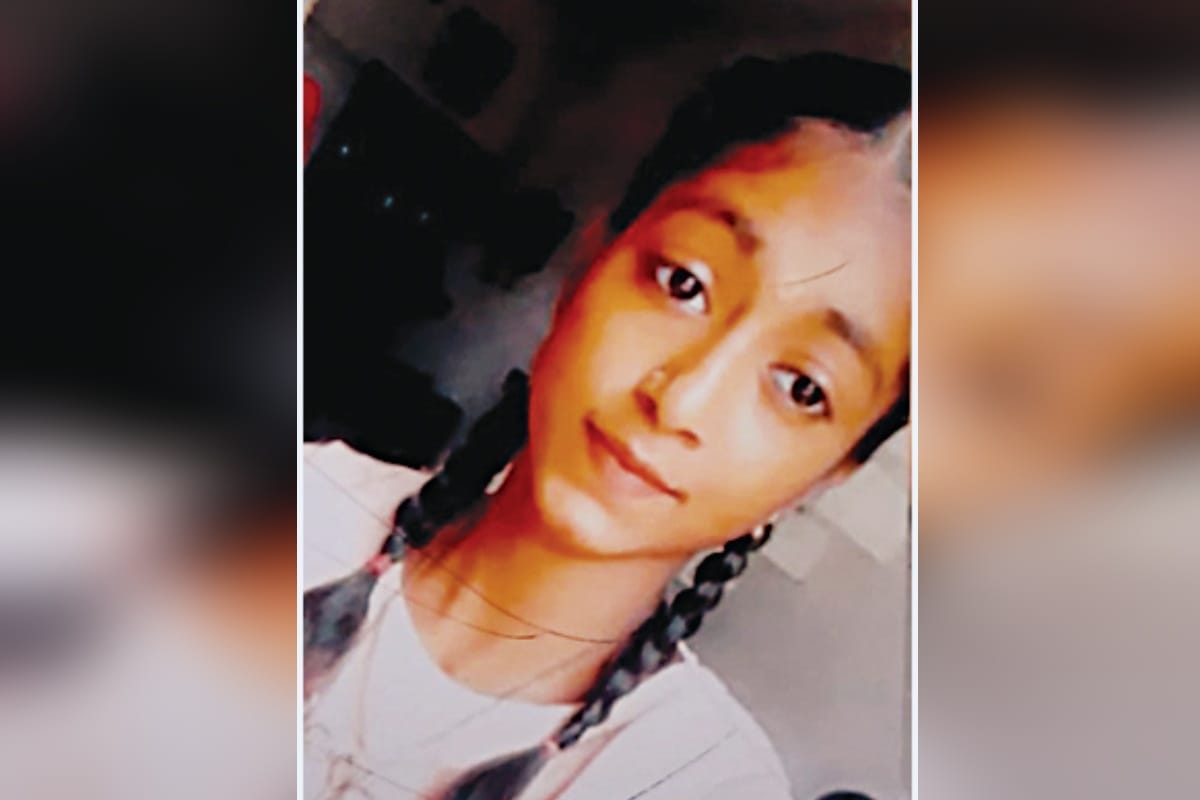 Meerut news: daughter commit suicide by hanging herself in meerut after mother scolded her for using Facebook