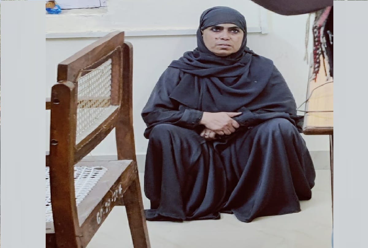 Moradabad News woman was carrying 555 intoxicating pills for her son in jail in Moradabad