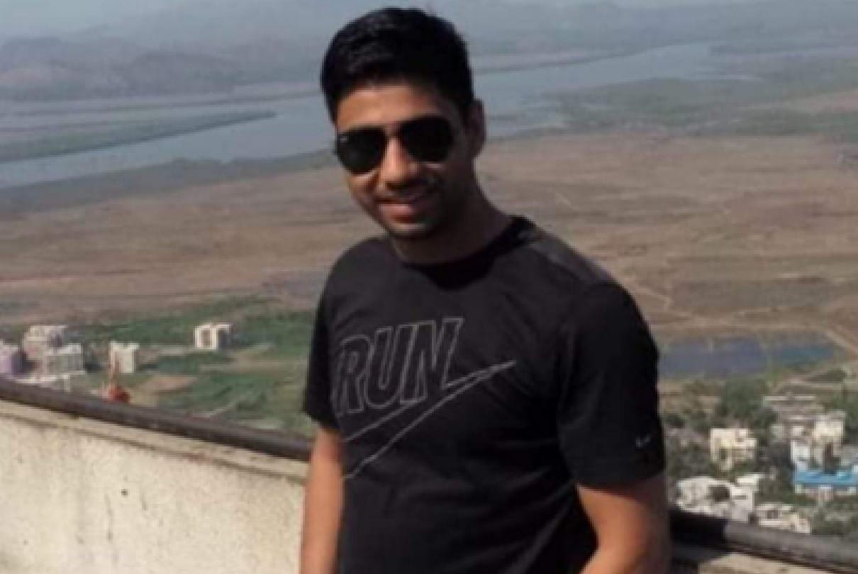 MP News: Indian Navy jawan Manoj Verma died in a road accident, Manoj, a resident of Arnia Kalan, was posted in Visakhapatnam
