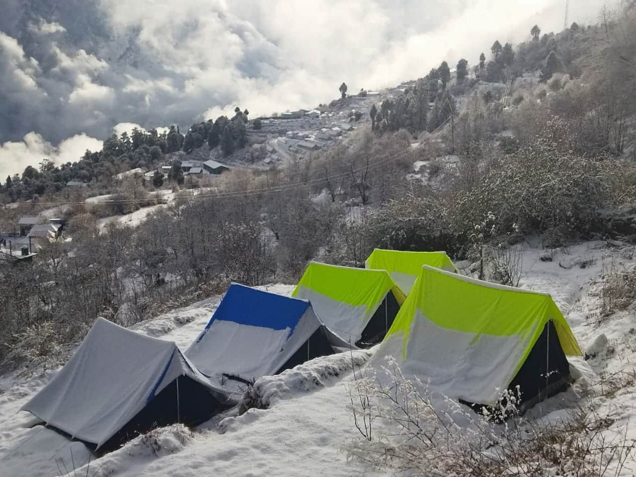 uttarakhand weather update today news: uttarakhand hill stations covered with snow, see photos