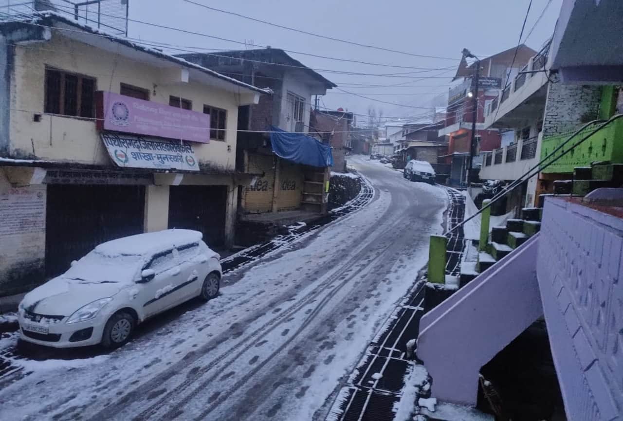 uttarakhand weather update today news: uttarakhand hill stations covered with snow, see photos