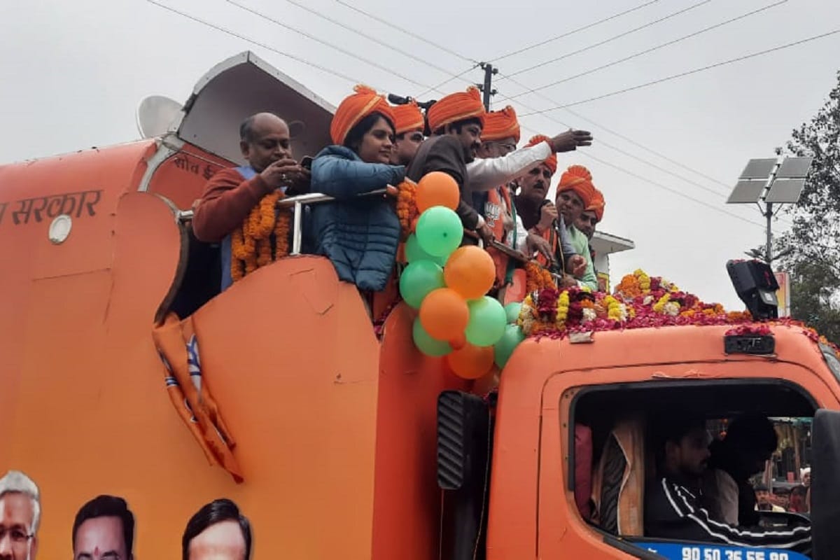 mission  2022 BJP Jan Vishwas Yatra Varanasi road shows will by swatantra dev singh and nand gopal nandi