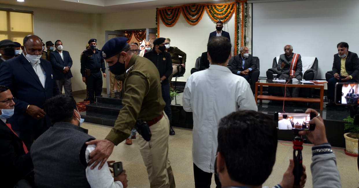 When Netaji was taught protocol by His Excellency