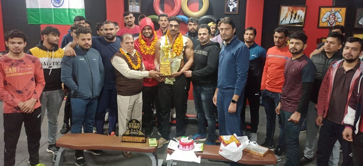 Gold and silver of constable Bhupendra in national level body building