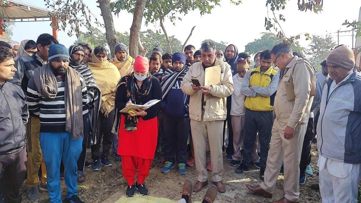 Roadways driver's body found hanging in the park