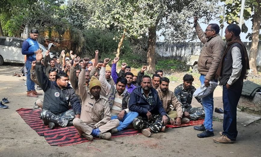 Forest department's daily wage earners went on strike, tourism affected
