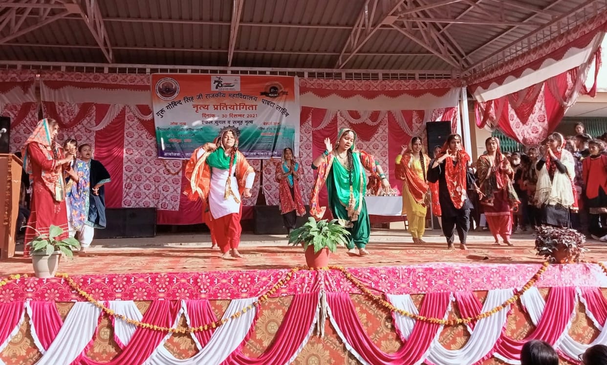 Sourav group first in folk dance