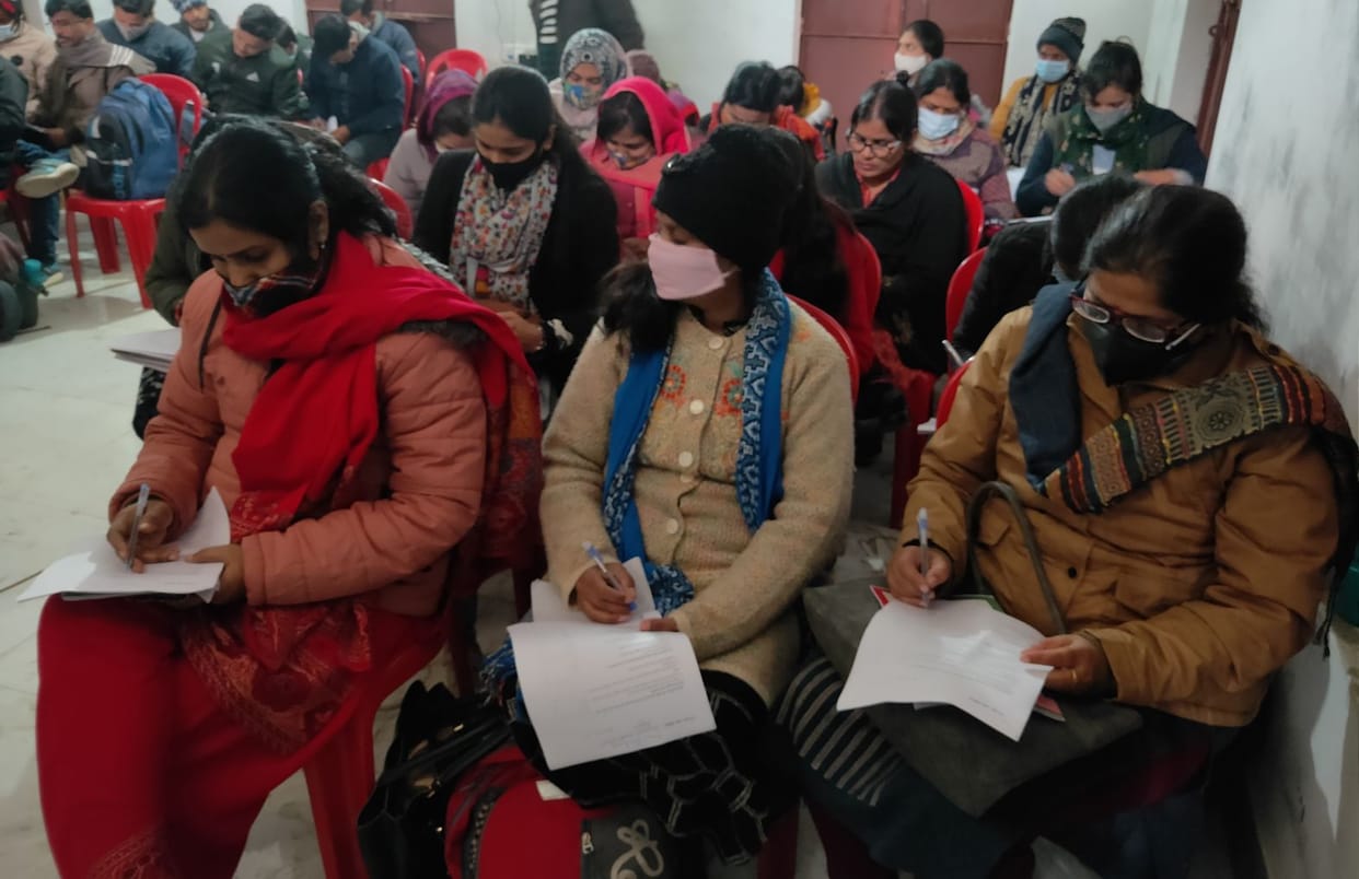 Teachers learned the guru to teach children