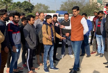 UP Assembly Election 2022 Noida Chai Par Chunavi Charcha Coverage News Updates In Hindi