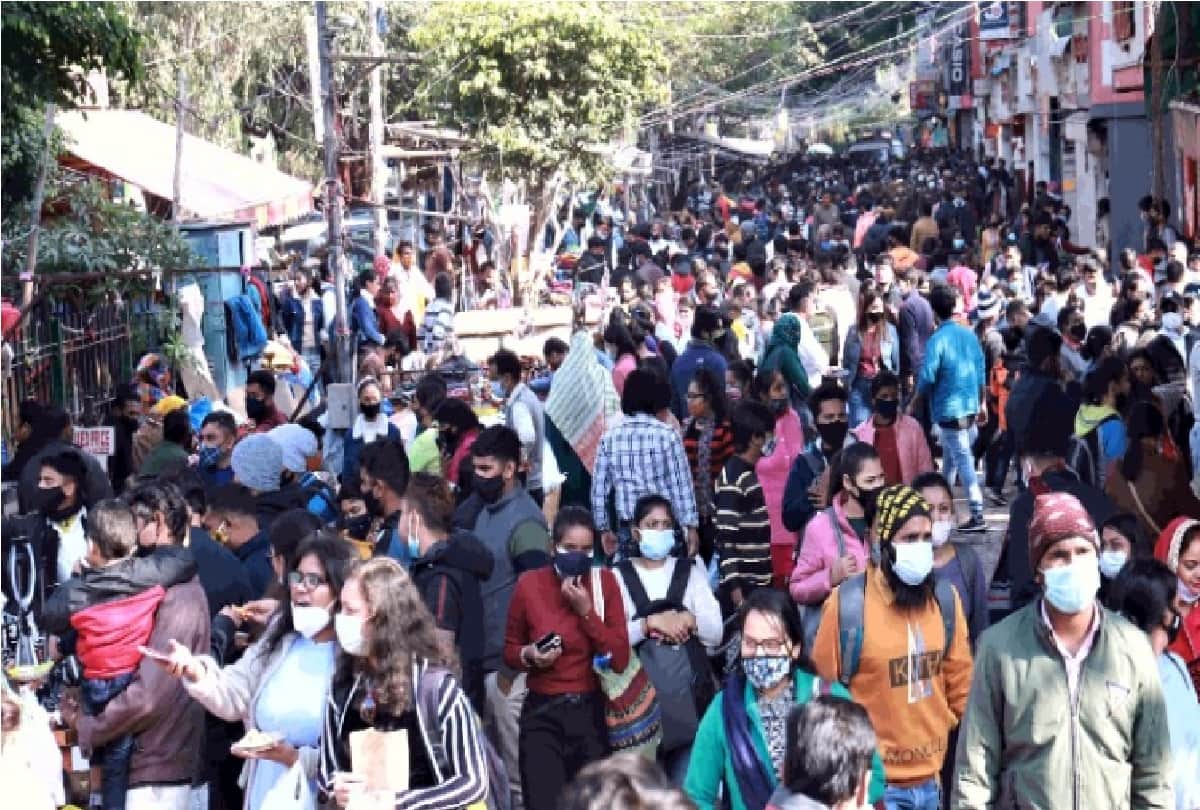omicron and Corona protocol being blown up in Delhi markets