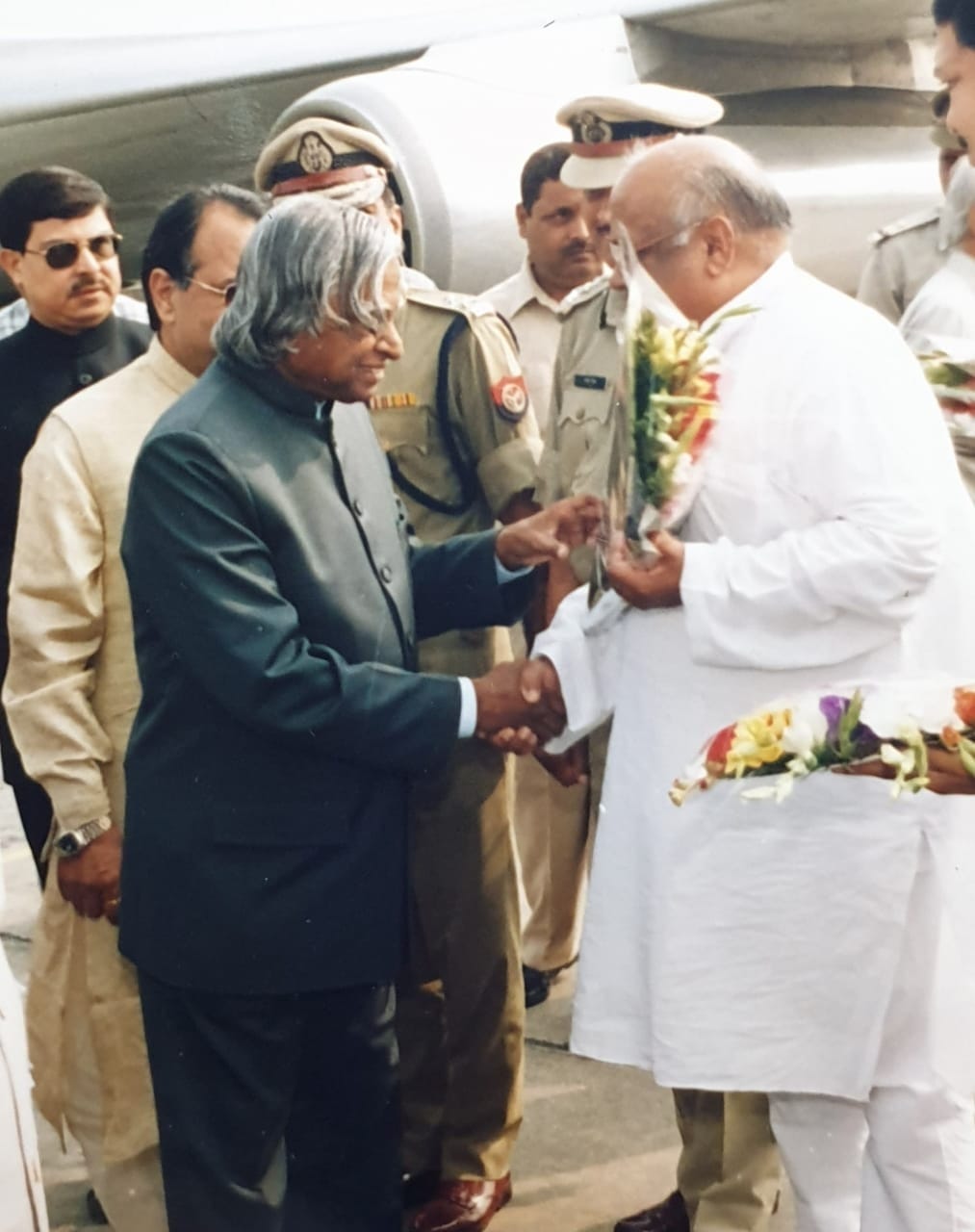 Former MP Rajveer Singh's childhood was spent in Dataganj's Barahi, a wave of mourning