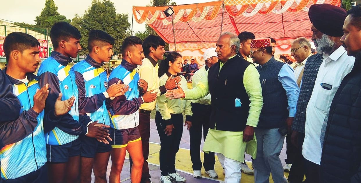 Uttrakhand is in pre quarter final.